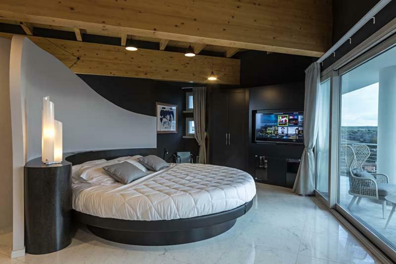 Borgo San Barbato Resort Spa & Golf Lavello Luaran gambar